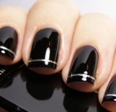 κομψές χιονονιφάδες, νύχια με μαύρα η χρυσά σχέδια, Minimal νύχια, παστέλ νύχια, glamour νύχια, τρισδιάστατα νύχια