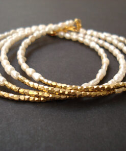 Bracelets with pearls